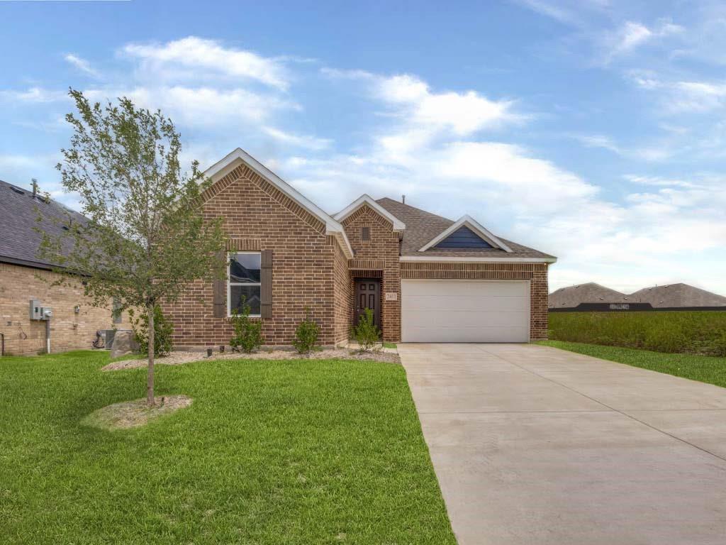 2411 Stonebriar Lane — photo