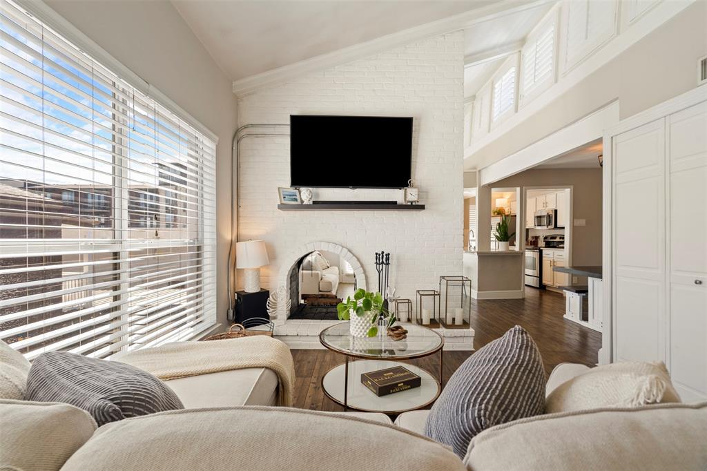5916 Sandhurst Lane 225 — photo