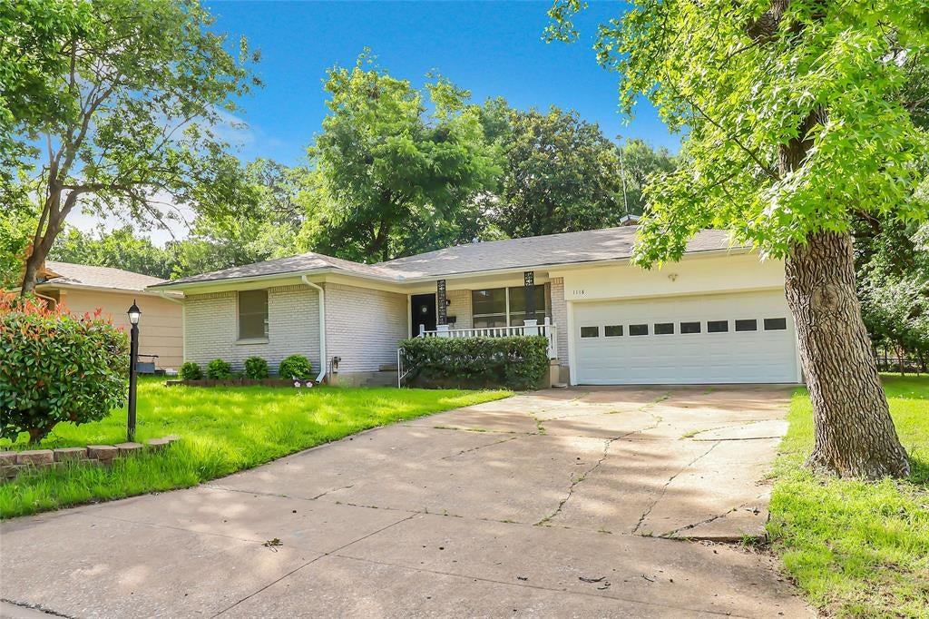 1118 W Mcgee Street — photo