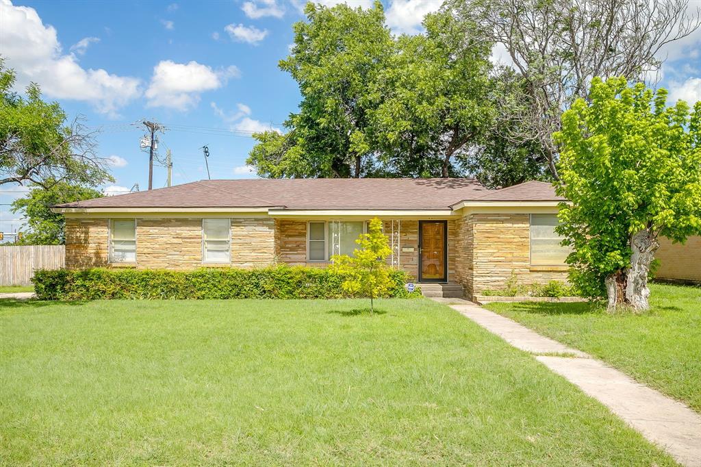 601 Perry Drive — photo