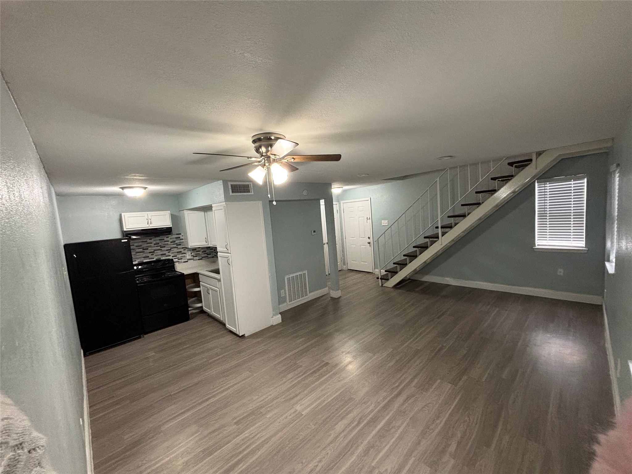 301 Rolston Road 315-101 — photo