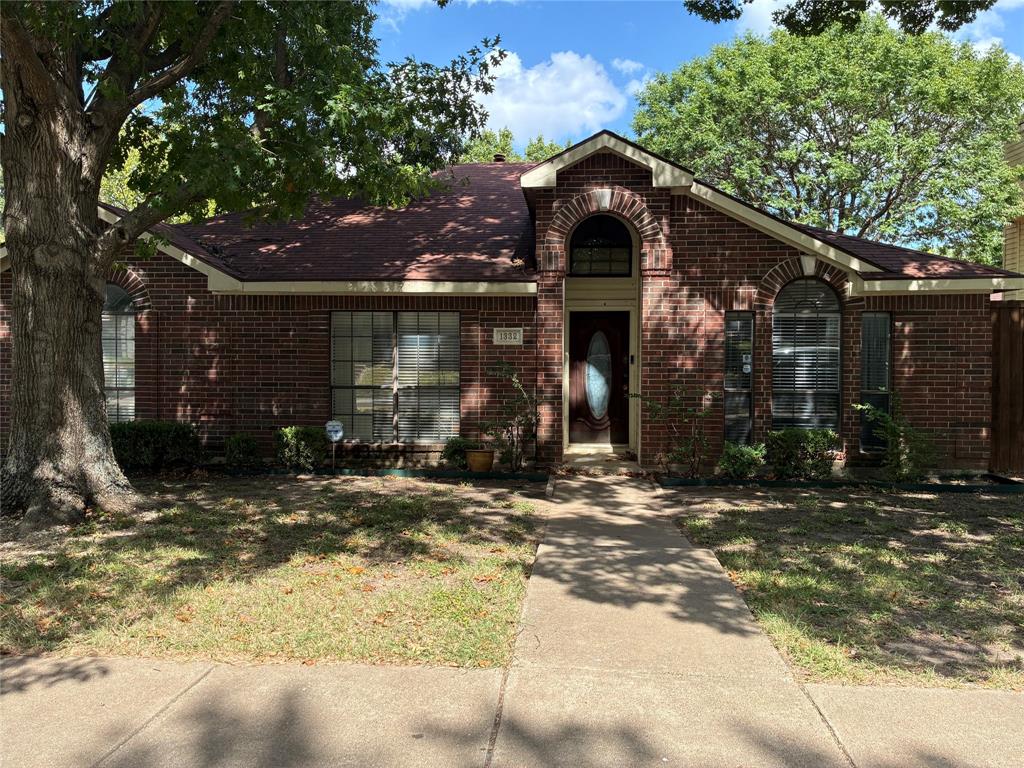 1332 Boyd Street — photo