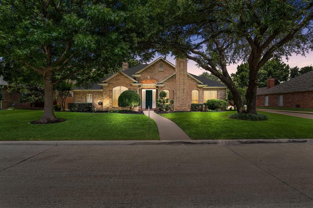 308 Southridge Lakes Parkway — photo