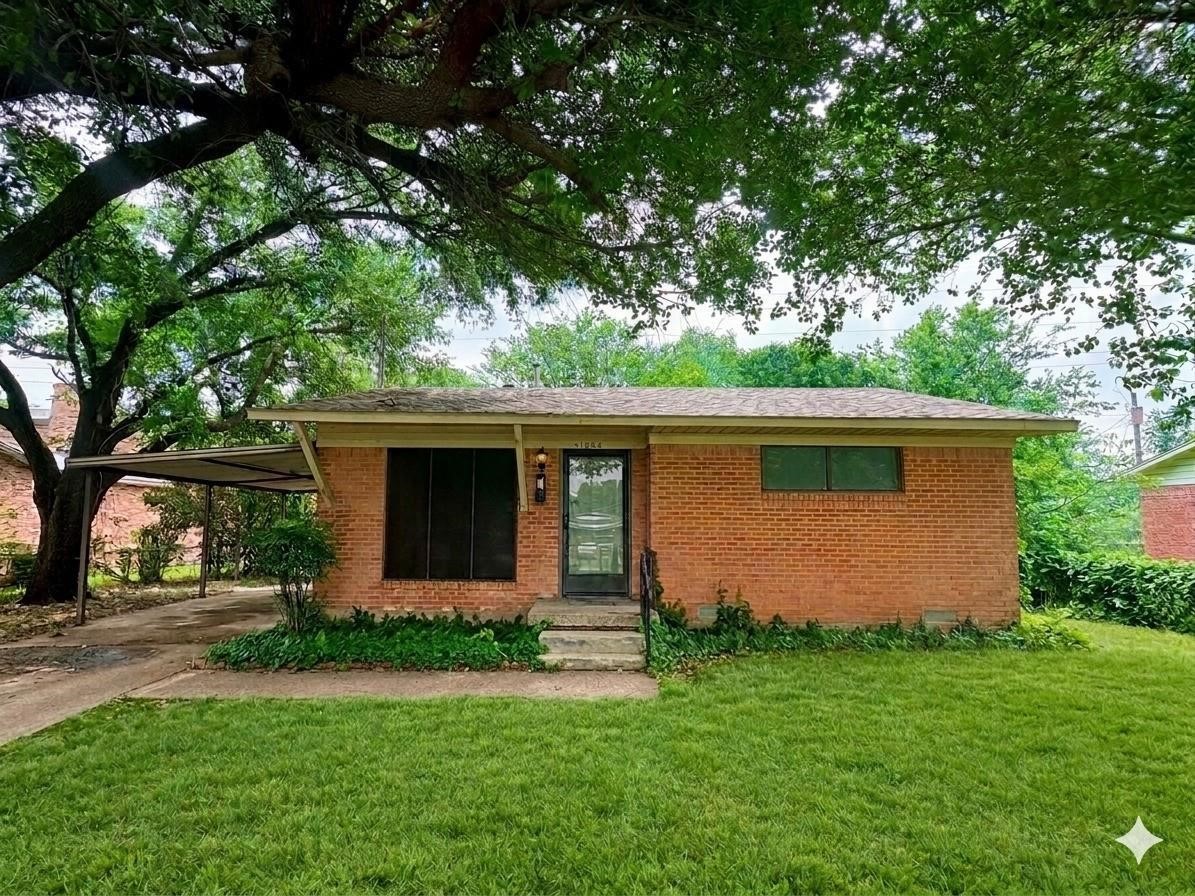 1004 Powell Road — photo