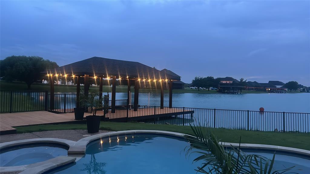 506 Calm Water Cove — photo