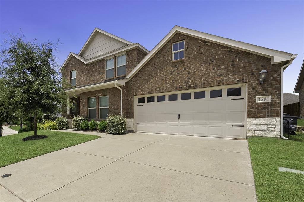 1501 Ironwood Way — photo