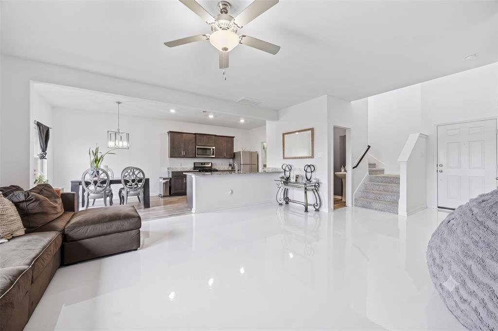 821 Clark Drive — photo