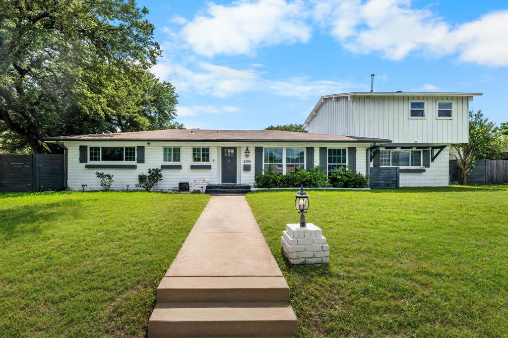 2300 Mount Carmel Drive — photo