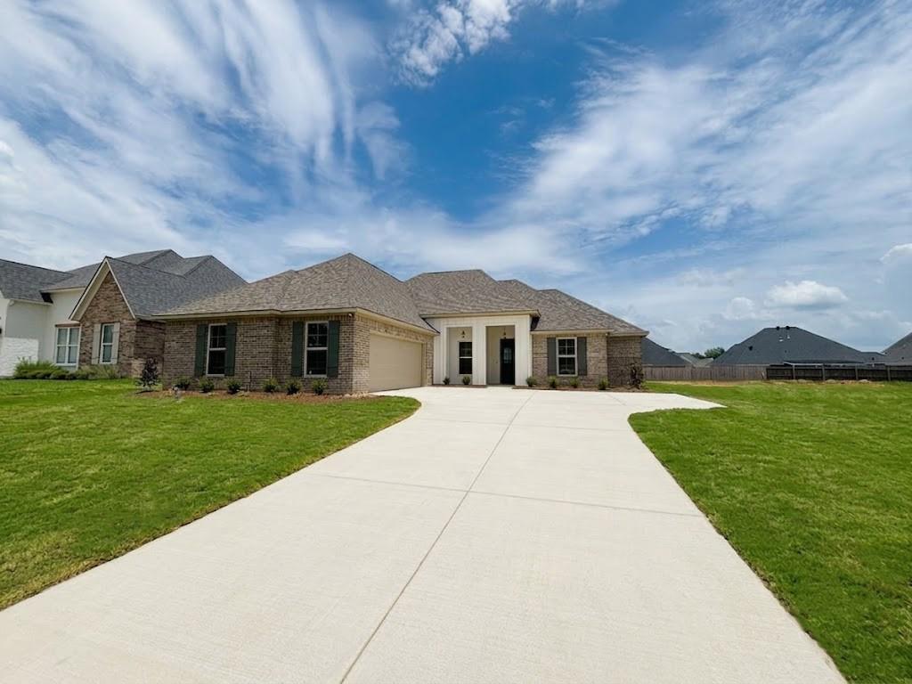 209 Woodcrest Drive — photo
