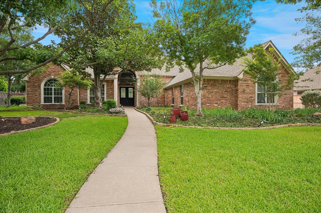 8308 Thistle Court — photo