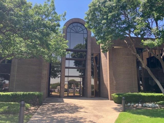 1845 Precinct Line Road 216 — photo