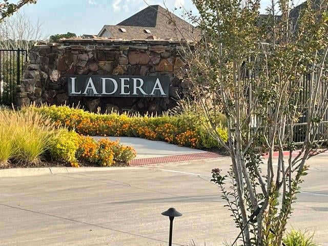 1628 Madrid Way — photo