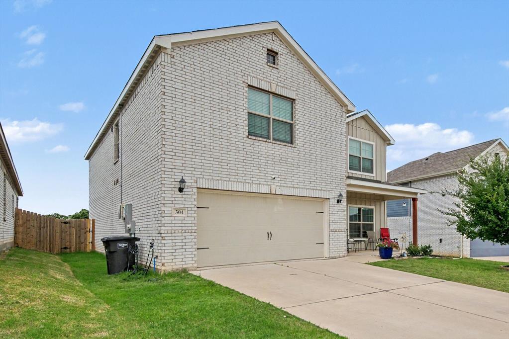 304 Lowery Oaks Trail — photo