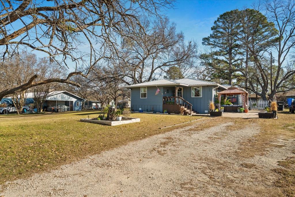 681 Briggs Boulevard — photo
