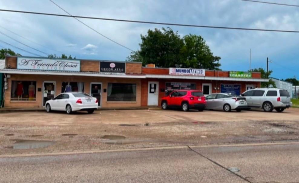 712 N Main Street — photo
