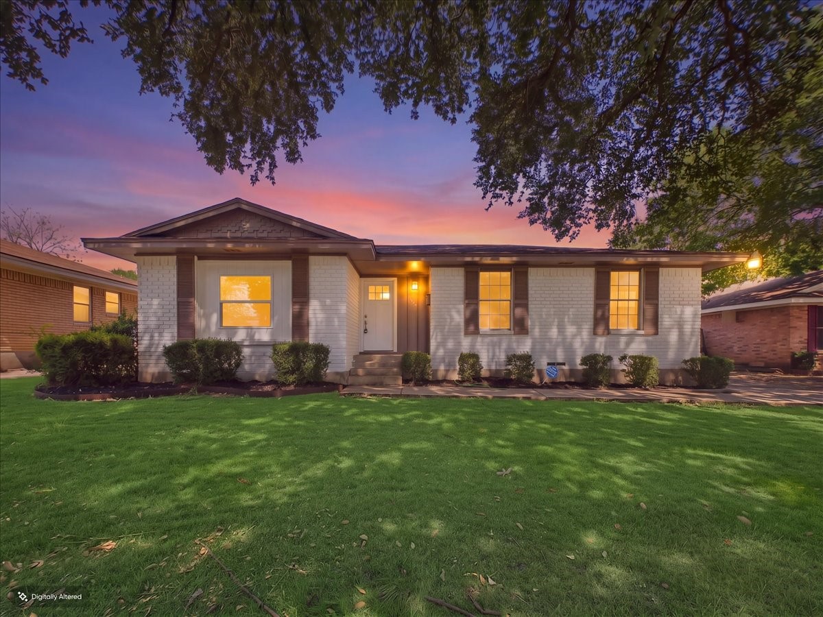 1211 Robin Glen Drive — photo