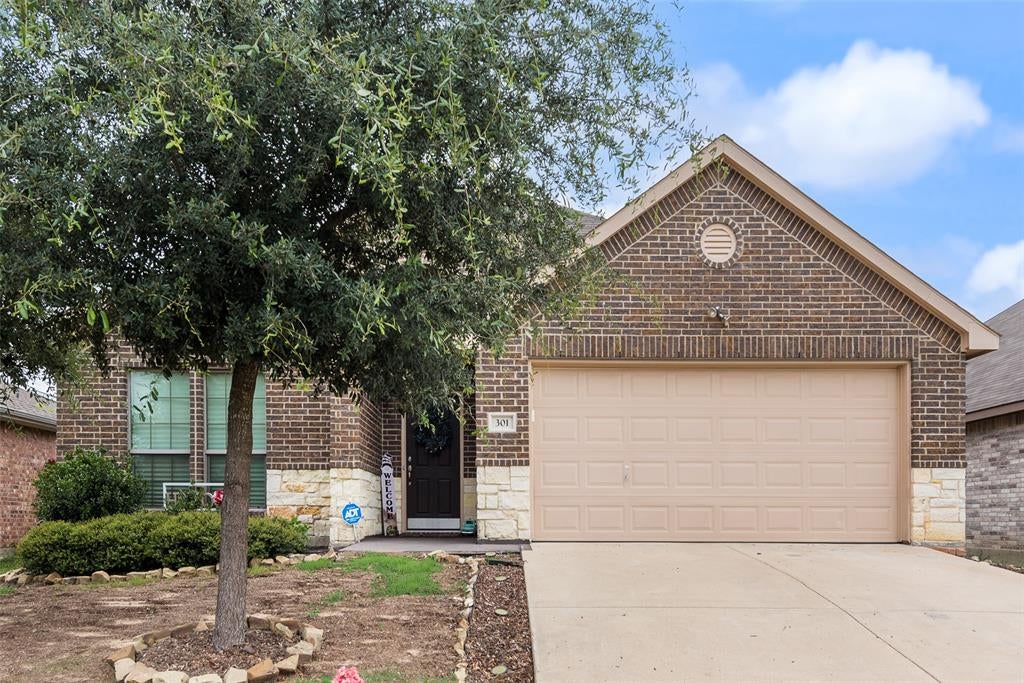 301 Billy Wickliffe Drive — photo
