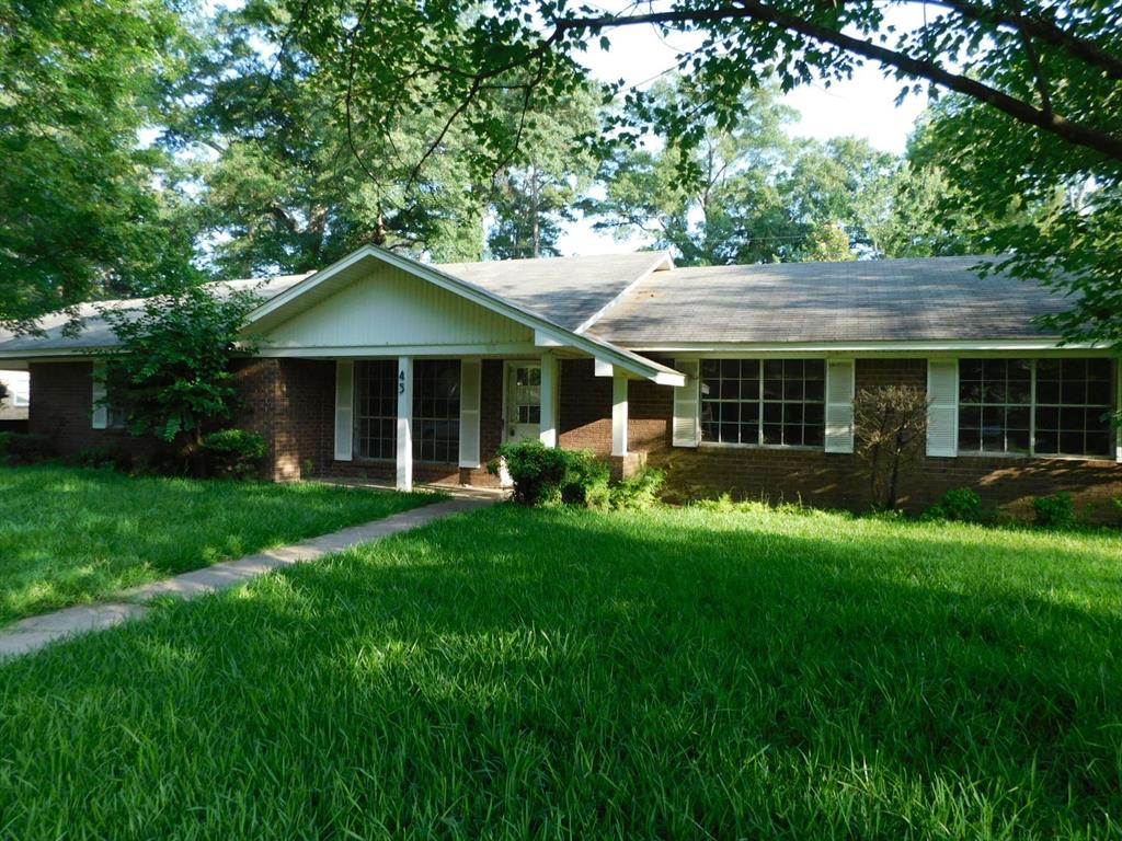 45 Broadmoor Drive — photo