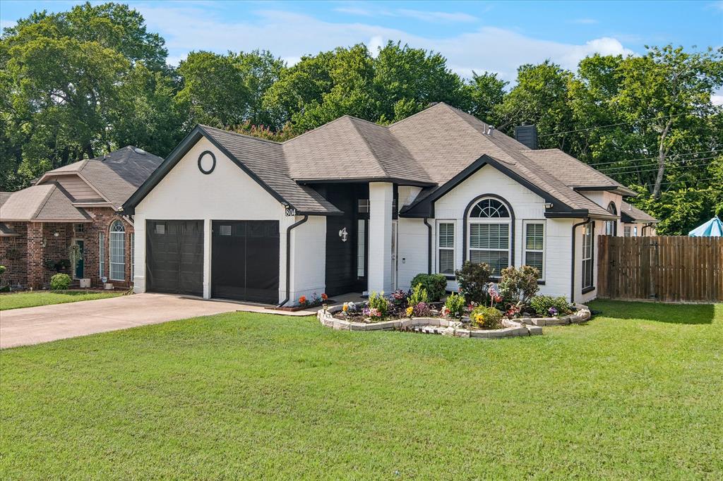 804 Clover Hill Lane — photo