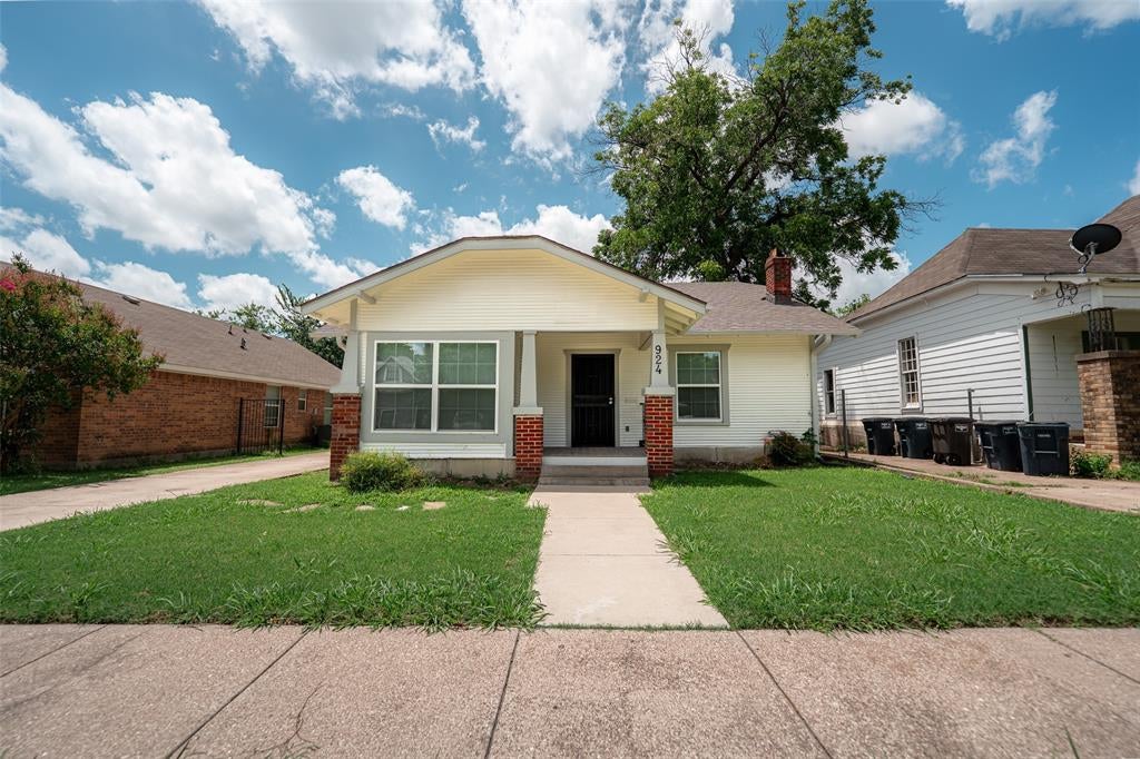924 E Leuda Street — photo