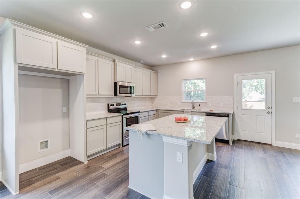 789 Wa Denton Drive — photo