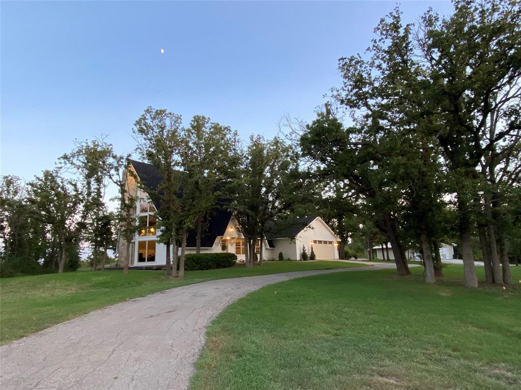 1704 County Road 3555 — photo