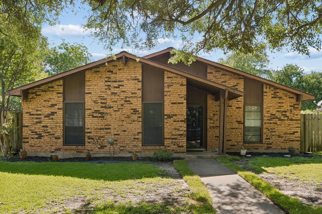 2617 Emberwood Drive — photo