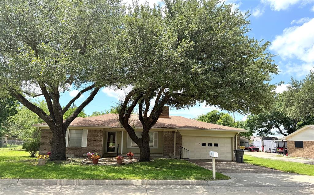 317 Allenwood Drive — photo