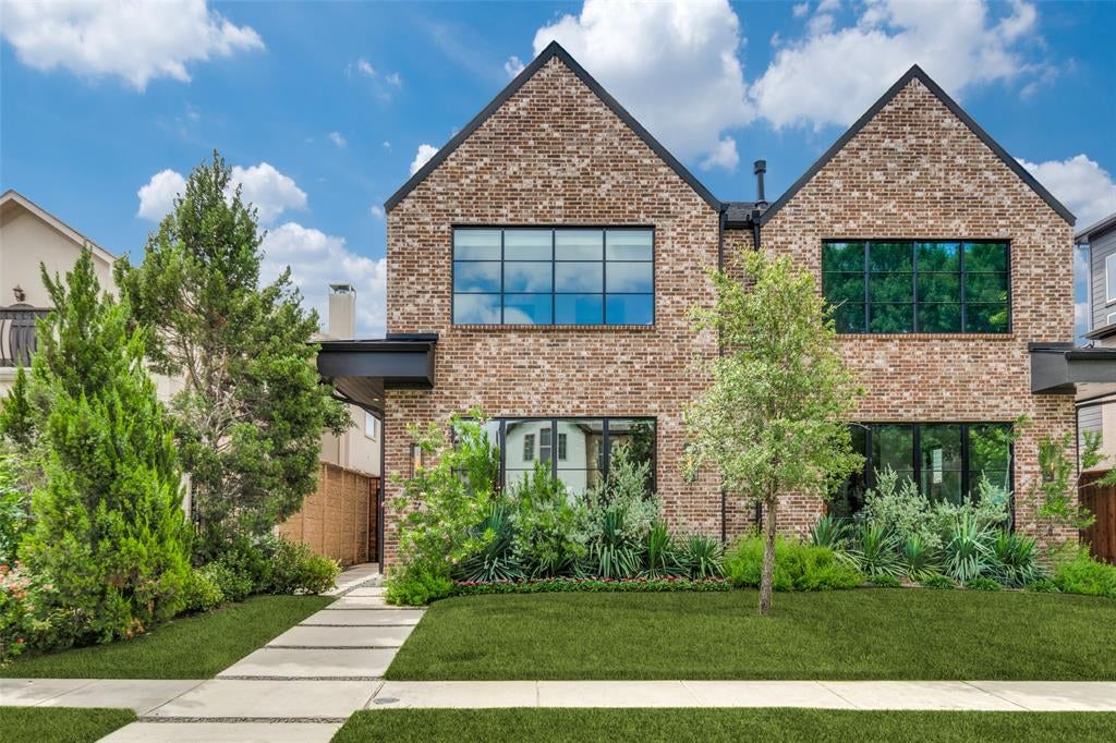 3716 W Beverly Drive — photo