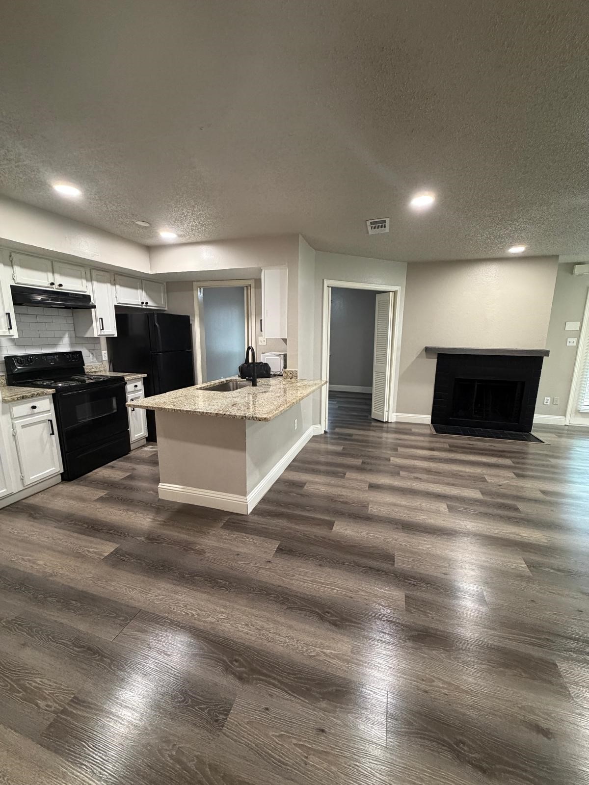 2304 Balsam Drive E107 — photo