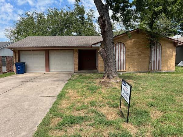 806 Phillips Drive — photo