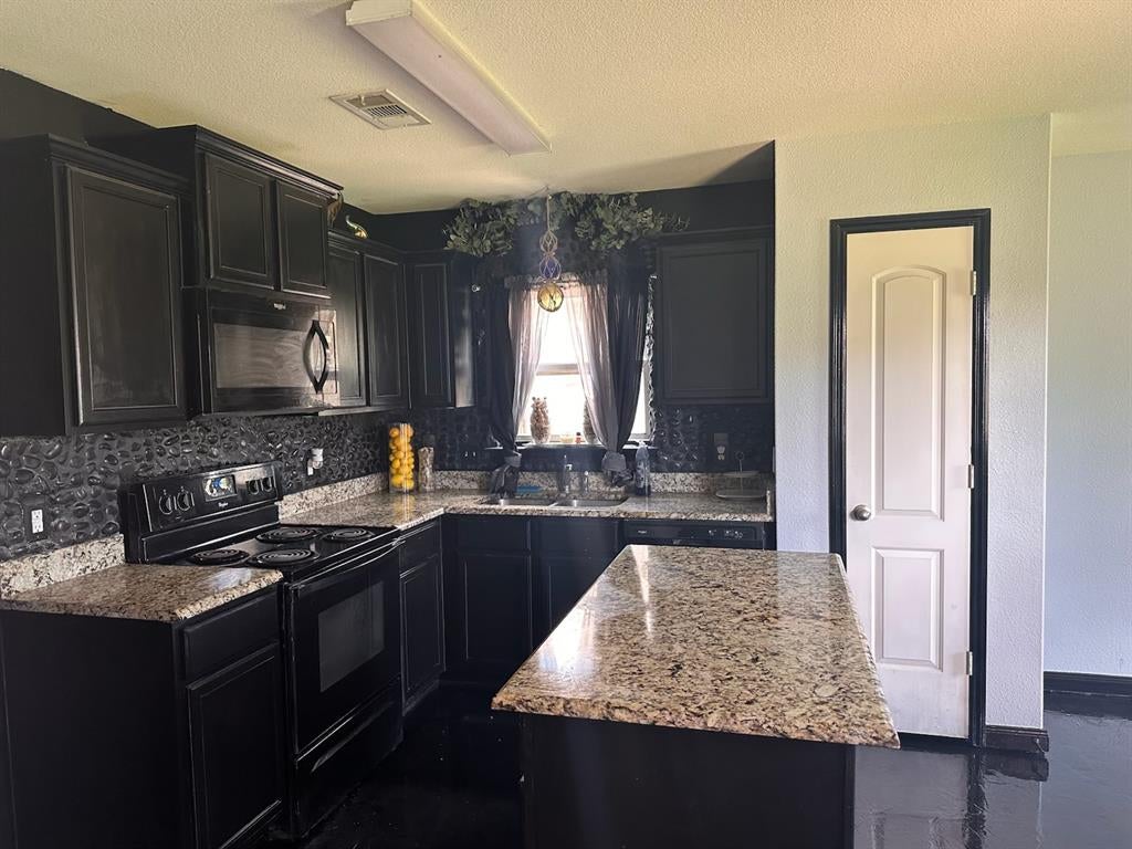 2109 Old Harbor Way — photo