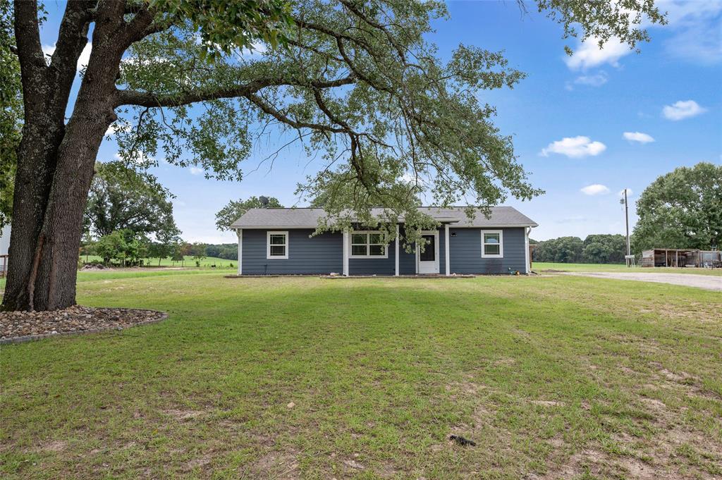 821 County Road 3245 — photo