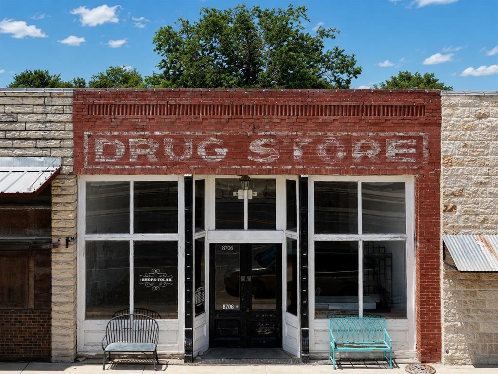 8706 W US Highway 377 — photo