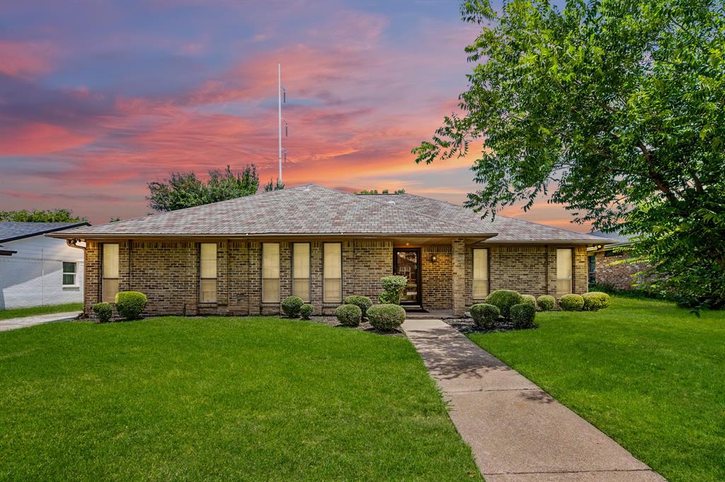 8709 Forest Green Drive — photo