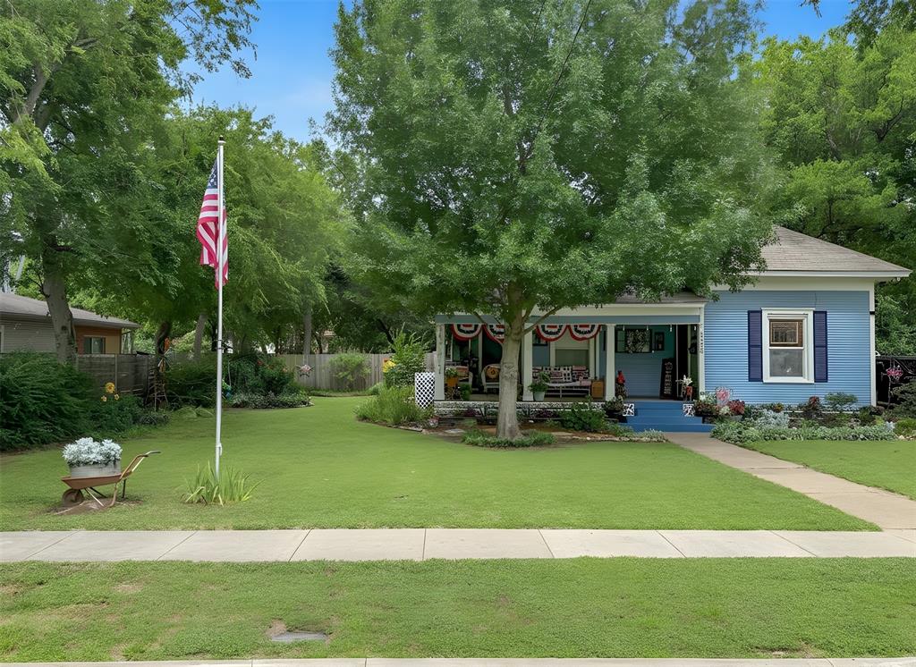 1309 N Austin Street — photo