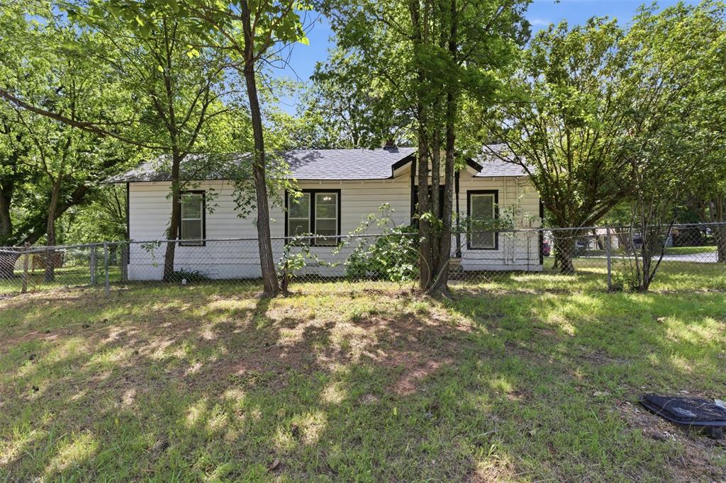 630 E Acheson Street — photo