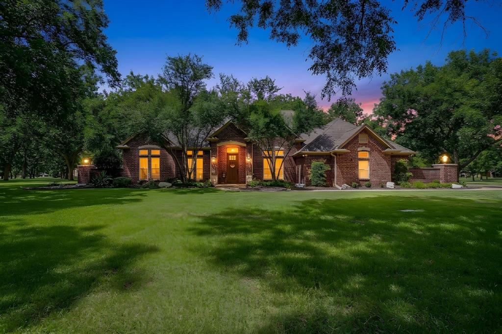 7406 Hampton Drive — photo