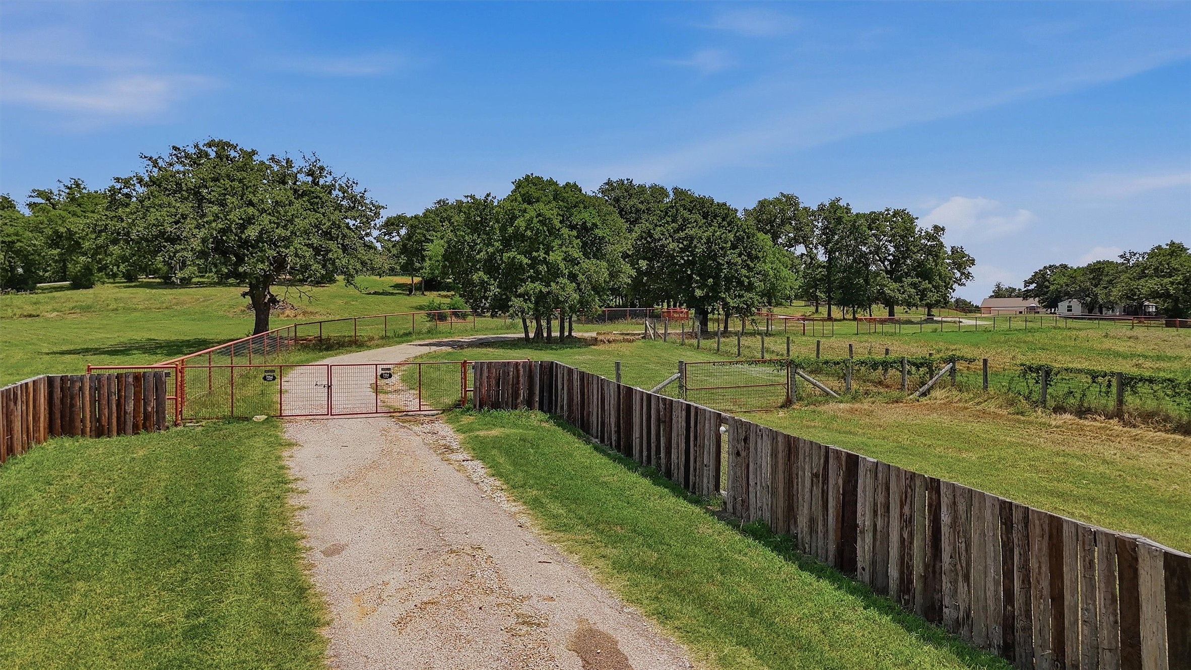 7154 E Fm 922, Valley View, TX 76272 — photo 3