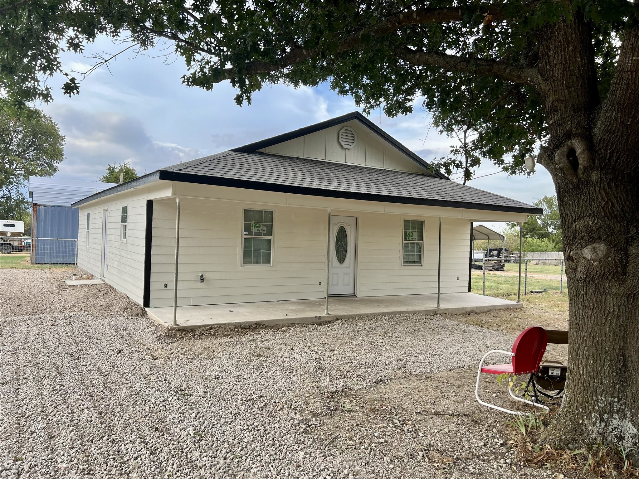 503 E Sanger Street, Celeste, TX 75423 — photo 2