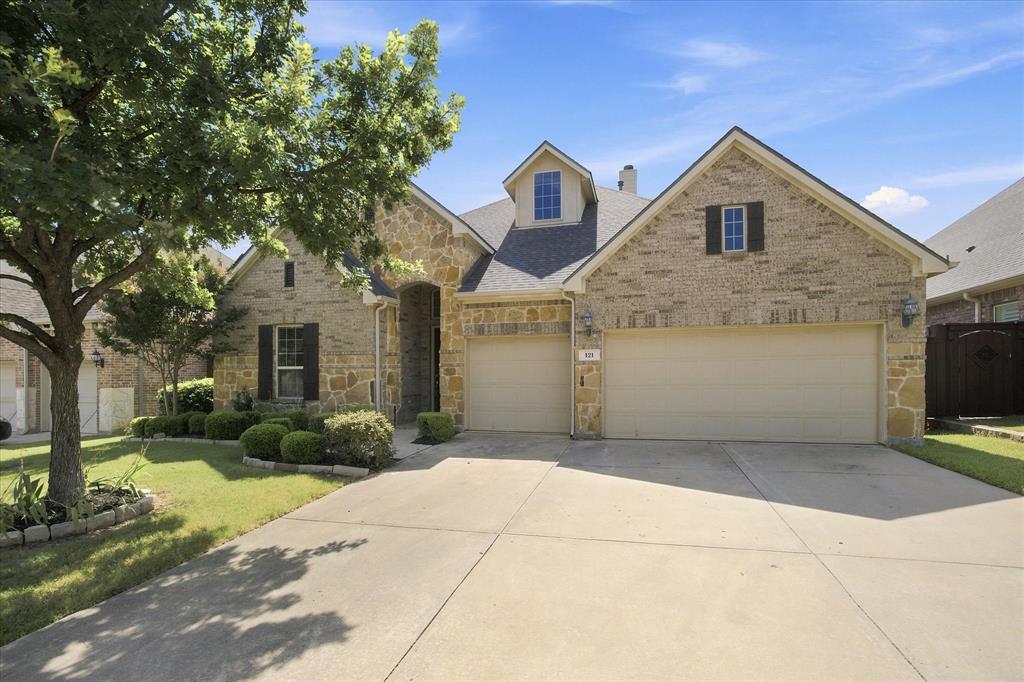 121 Oakwood Lane — photo