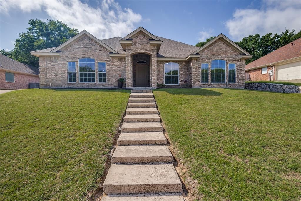 2014 Country Brook Drive — photo