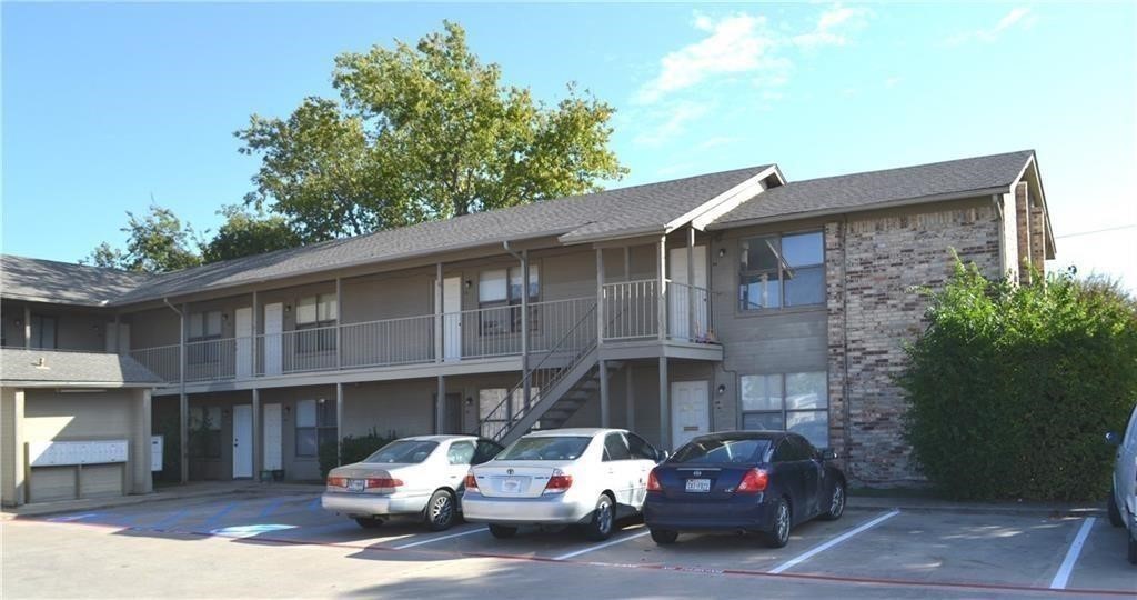 2526 W Prairie Street 202 — photo