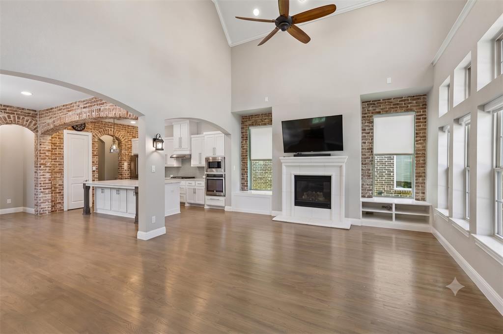 6920 Royal View Drive — photo