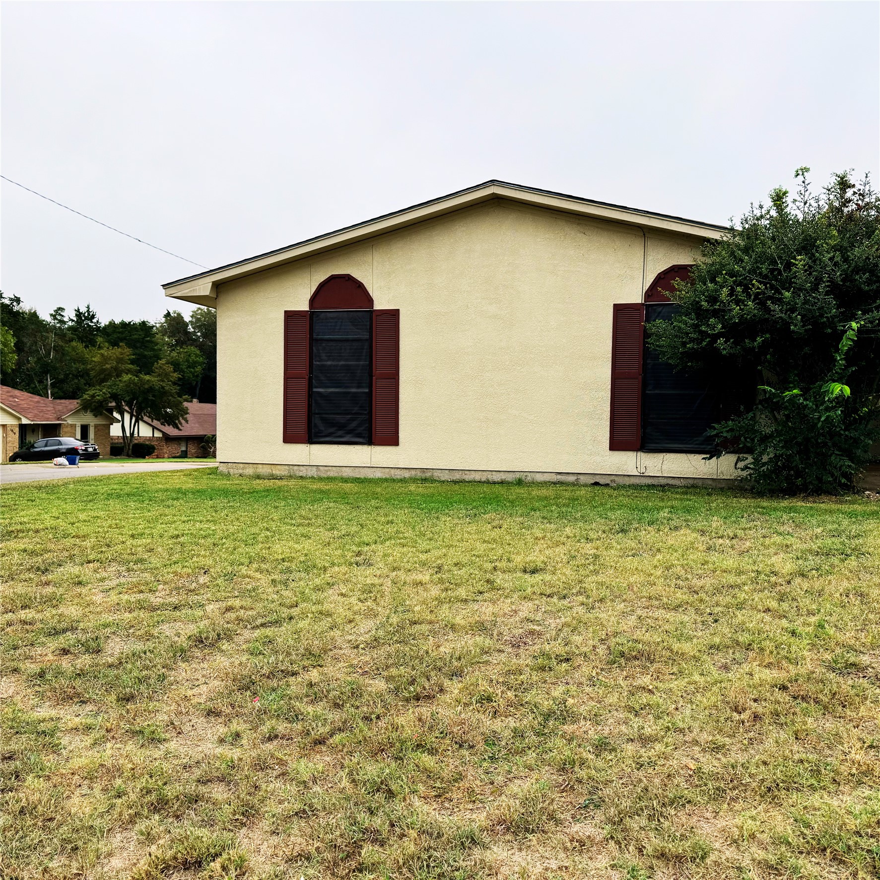 628 Taylor Court — photo