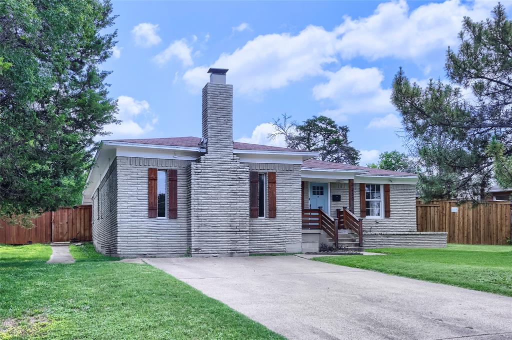 3230 Rock Bluff Drive — photo
