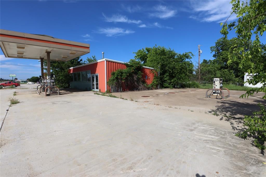400 W Loop 254 — photo