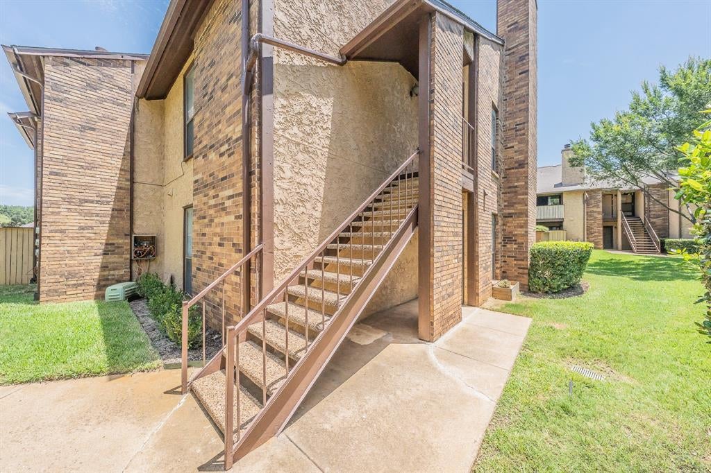 1204 Harwell Drive 2114 — photo