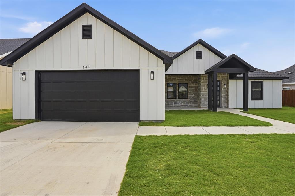 544 Highview Court — photo