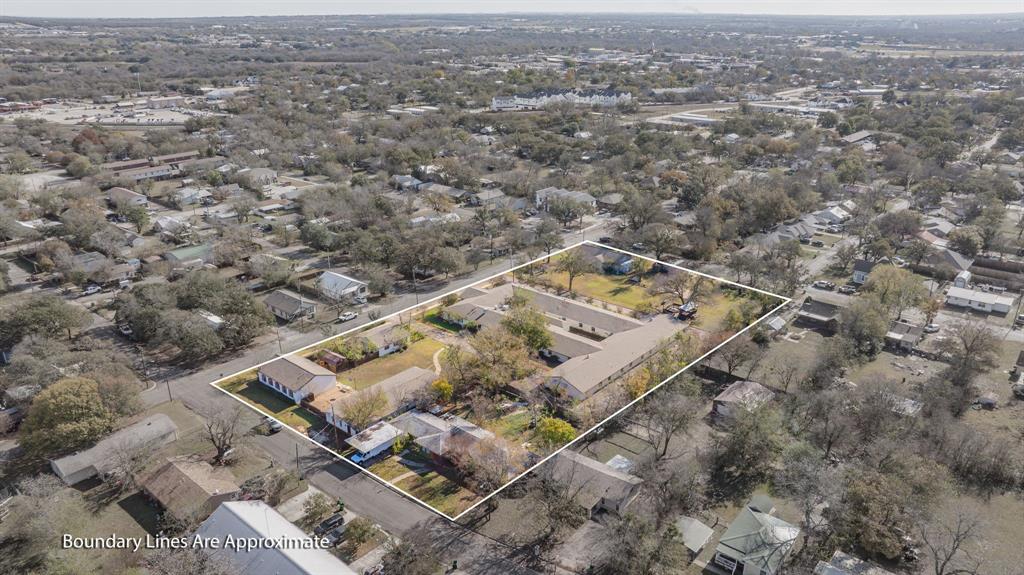 1100 N McCart Street — photo